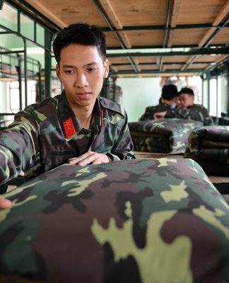 Bố mẹ cần chú ý thêm điều gì khi con đi tập quân sự xa nhà