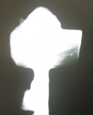 Sử dụng kỹ thuật chụp X – Quang nghiên cứu chiếc đinh thuyền tàu đắm.